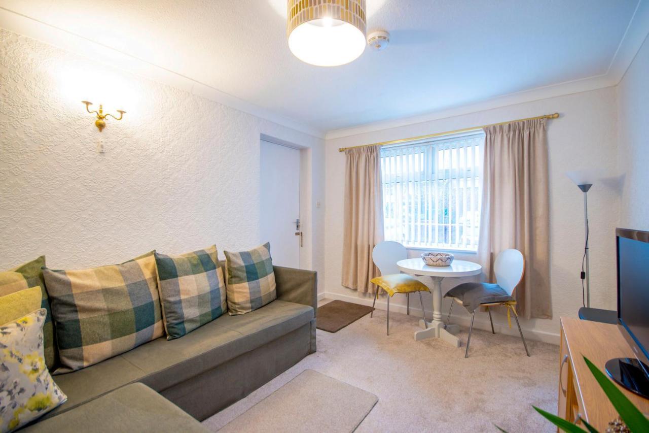 Mode - The Old School House Apartment Lytham St Annes Exterior foto